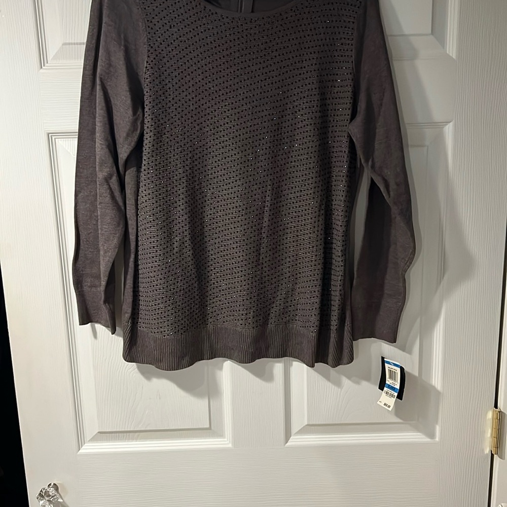 Gray Long Sleeve Light Weight Seeater